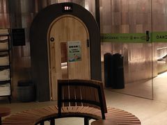 -涨巢·潮玩水疗局