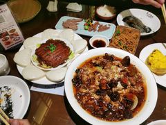 -东口码头·烧鸽子·鱼头泡饼·地方菜(金鹰悦城店)
