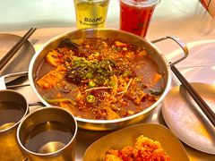 -蓉三少冒烤鸭·四川小吃集(北京首店)