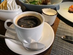 美式咖啡-卡普里披萨·牛扒·下午茶
