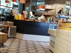 -Dough&Joe团憩(瑞虹天地月亮湾店)