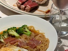 -MONICH牛排融合餐厅(和义大道购物中心店)