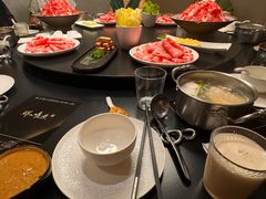-鲜入唯煮·港式海鲜牛肉火锅(金宝街店)