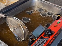 -黑色经典臭豆腐·湖南特产(步行街店)