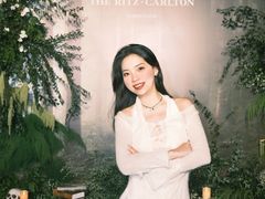 -深圳星河丽思卡尔顿酒店