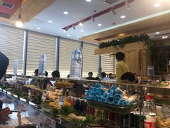 -逸山伍自转小火锅(纺织品店)