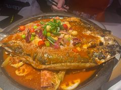 微辣蒜香烤鱼-鸣记脆皮烤鱼·海鲜烤鱼(三八广场店)