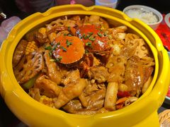 -多嘴超级肉蟹煲(杉杉国潮主题店)