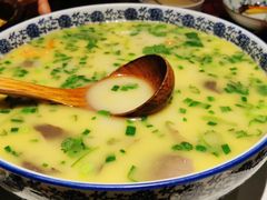 鱼头汤-卯时·龙光雅宴·精致锡帮菜(惠山古镇店)