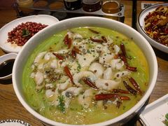 招牌酸菜鱼（必点）-爱啤精酿·民谣酒馆(滨江店)