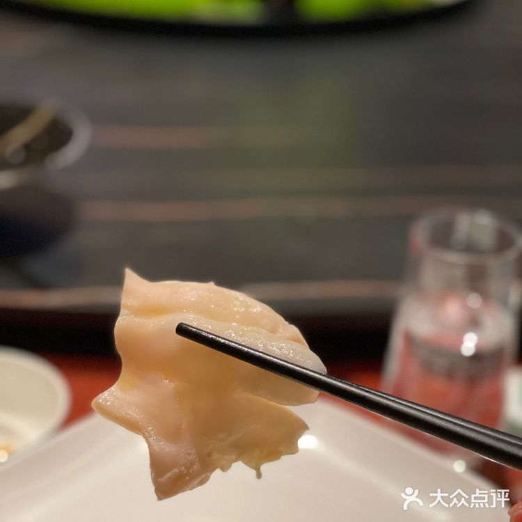 新开业的浦江名荟和浦江荟一样,一如既往的有着排场和体面