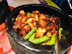 石锅杭椒牛蛙-桂满陇天书(南京德基旗舰店)