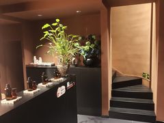 -泰·菩提树下[泰式按摩x精油SPAx肩颈头疗](新景店)