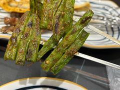 -许哥东北烧烤·铁丳烤串·宫后夹肉(繁花中心店)