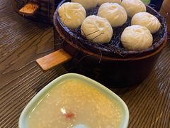 -舒小笼松针小笼包