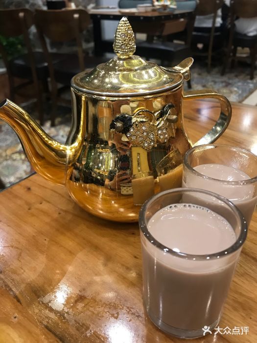 巴依老爷新疆美食(望京店)咸味奶茶图片 - 第1张