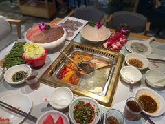 -雾都渣渣火锅(南城智汇城店)