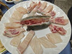 -郑猛记石岐鸽主题餐厅(长江店)