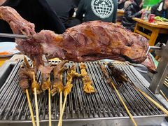 -欢乐牧人蒙古炭烤羊腿(四平路店)