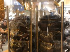 面包甜点陈列柜-云海肴·汽锅鸡·云南菜(苏州中心店)