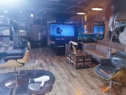 -青木造型HAIR·あおき髪を刈る潮人店