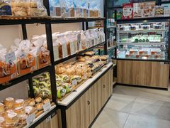 面包甜点陈列柜-广隆蛋挞王(农讲所店)