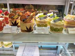 -华荣西饼(列东店)