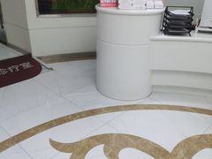 -雅悦齿科(顾村公园店)
