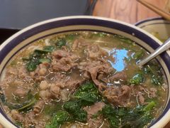 -云阿蛮云南生烫牛肉米线(奉贤路店)