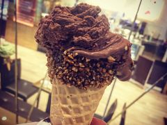 榛子冰激凌-VENCHI 闻绮(北京国贸商城店)