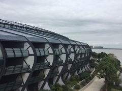 -上海滴水湖皇冠假日酒店