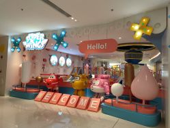 -乐多星球潮玩中心(沈阳嘉里城店)