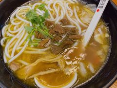 -鑫花溪牛肉米粉(凤凰街创始总店)