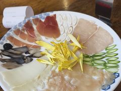 -桥香园过桥米线(国贸店)