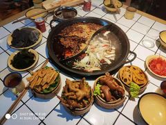 -瓜西西重庆火锅(花溪店)