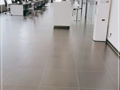 -河北盛世之星奔驰4S店(赵佗公园店)