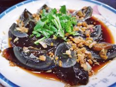 凉拌皮蛋-三妹小龙虾·黄油蟹(华侨城总店)