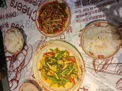 -耙吉吉川味小酒馆(本地人回头店)
