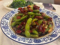 -江城燕子大排档(江汉路步行街店)