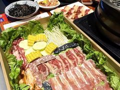 -山之屋炭火烧肉·生啤畅饮(大朗万科中央公园店)
