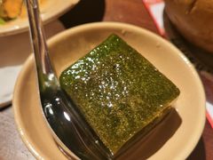 -Cuc Gach Quan Restaurant