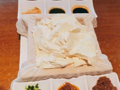 一块豆腐-95号酱骨·一块豆腐(展春园西路店)