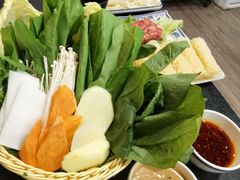 -灶知轩湘西石锅鱼(万佳广场店)