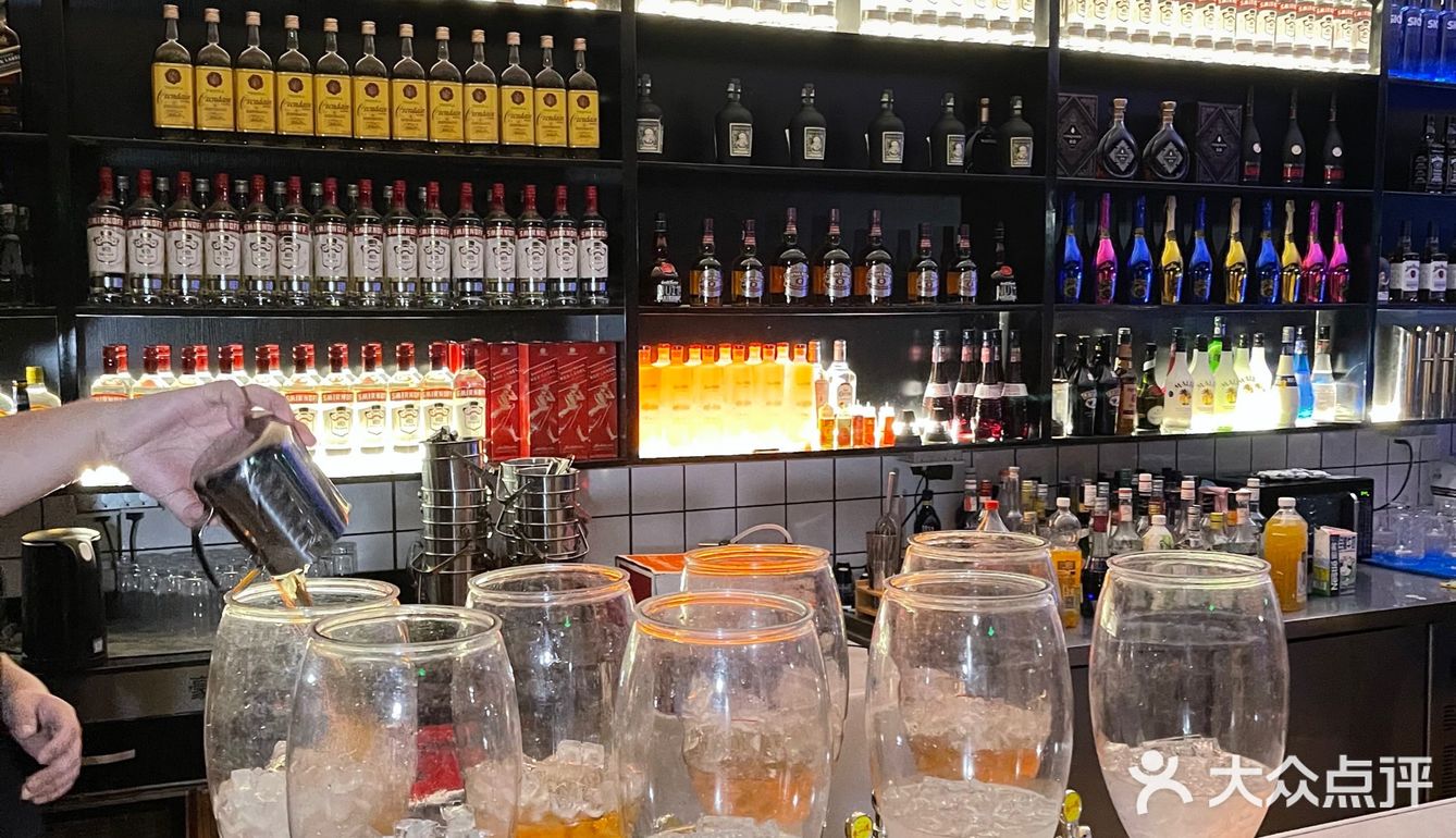 杭州年轻人聚集地‖麦尖酒馆 超高性价比