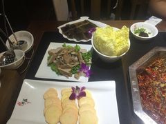 -重庆德庄火锅(体育中心店)