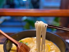 -银米·云南传统过桥米线(双廊黑金冠店)