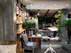 -HIGH FIVE哈福手工汉堡(桂林路店)