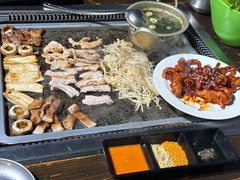 -大叔烤肉(华英路店)