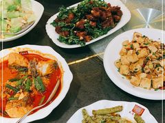 -瑞丰园庭院餐厅·白族传统家常菜