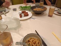 -沙龙酒家